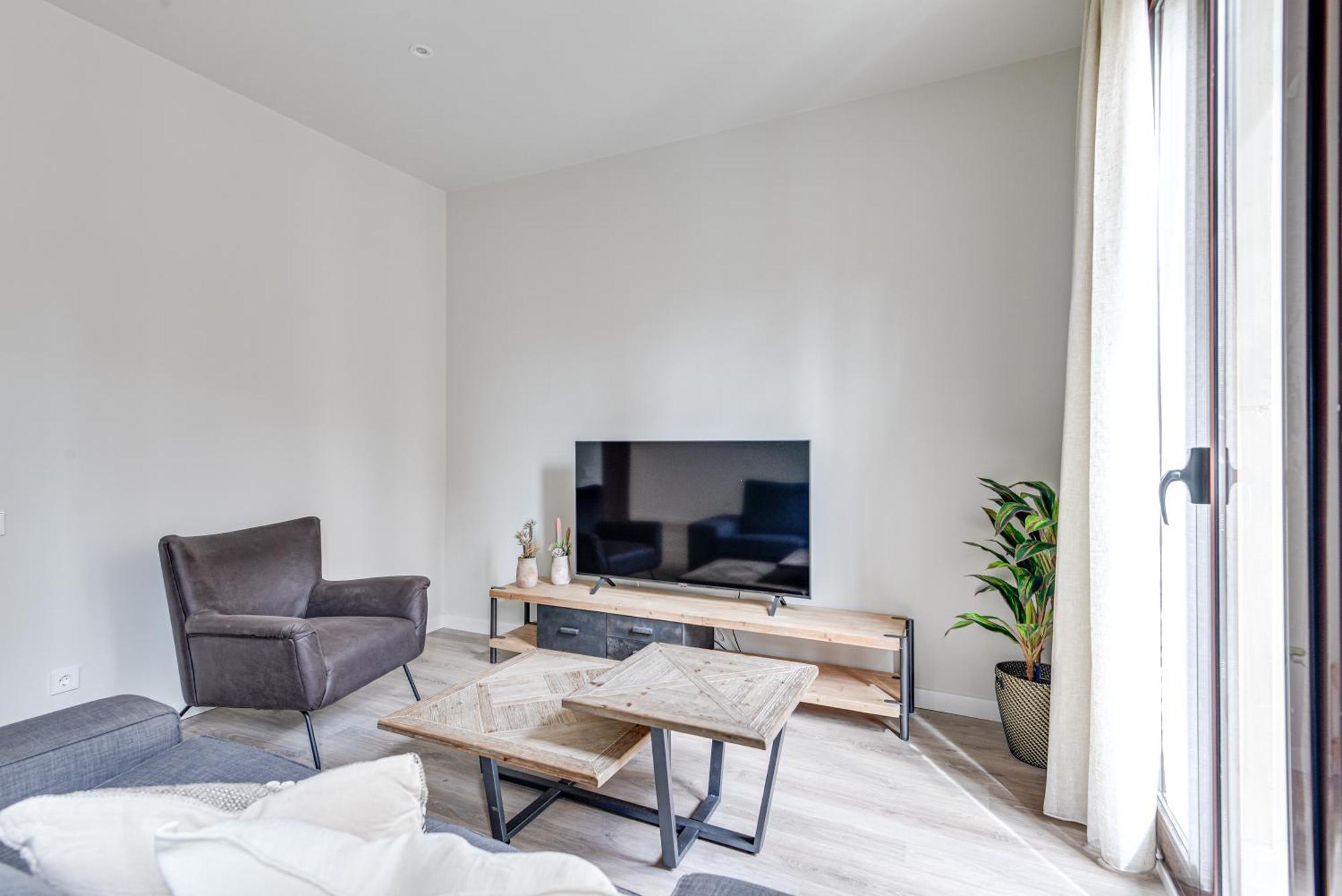 Lucasland Apartments Барселона Экстерьер фото